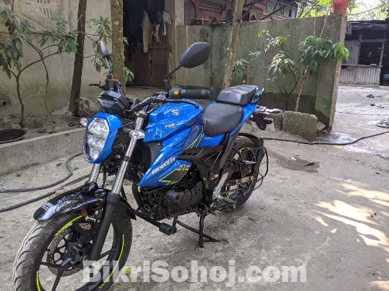 Suzuki Gixxer